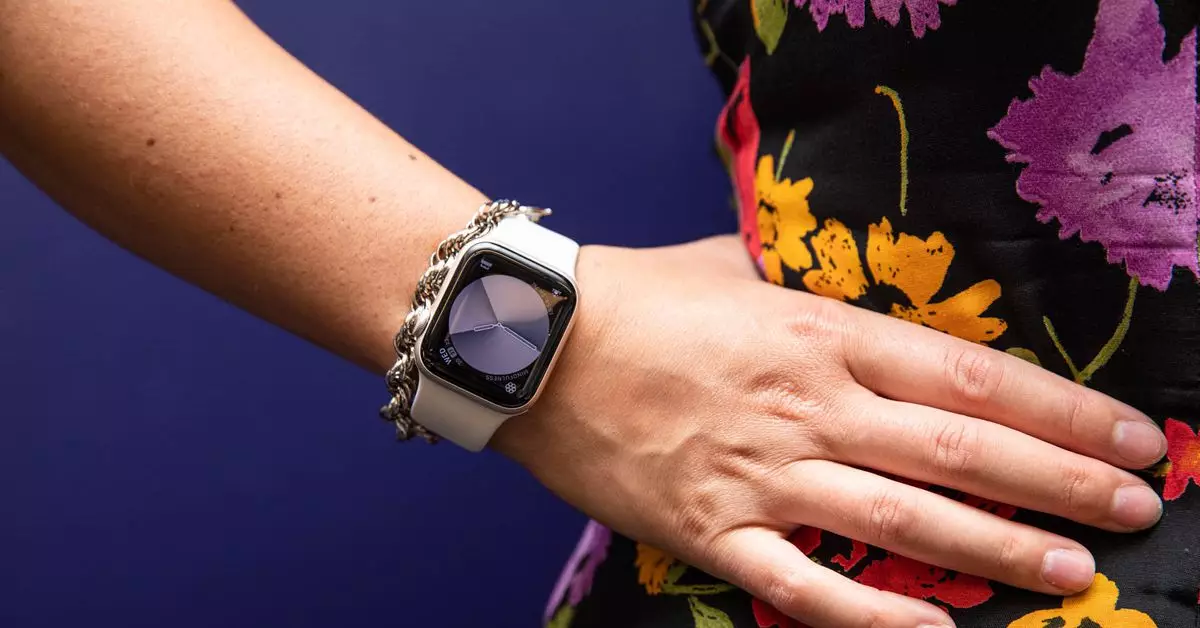 Exploring the Value of the Apple Watch SE for Budget-Conscious Fitness Enthusiasts