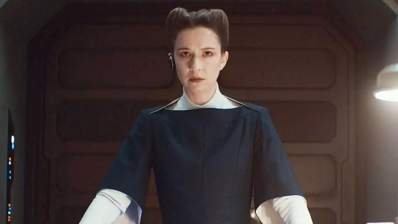 Empowered Aspirations: Elizabeth Dulau’s Dream Role in the Spotlight