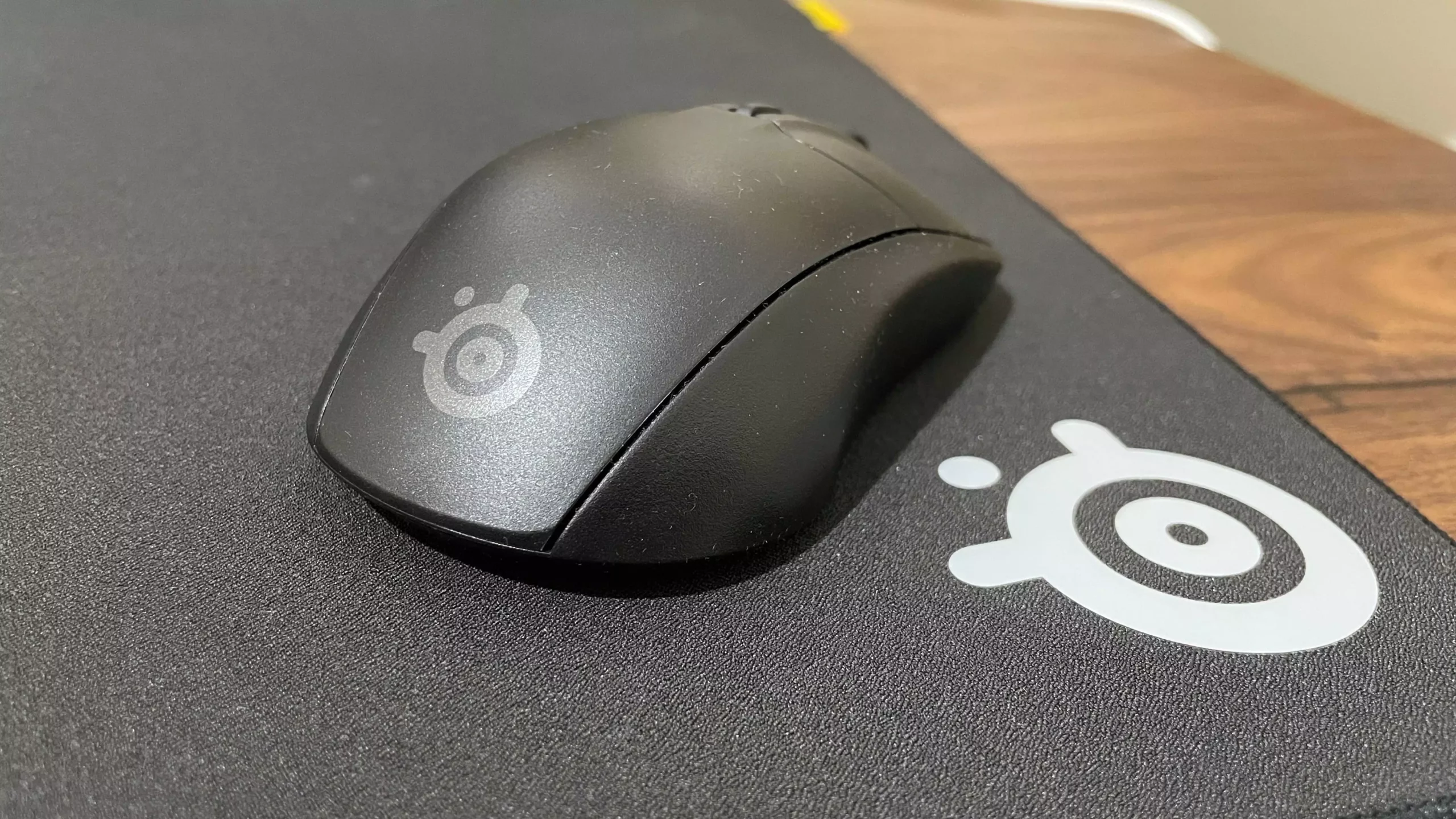 Revolutionizing Comfort: The SteelSeries Rival 3 Gaming Mouse